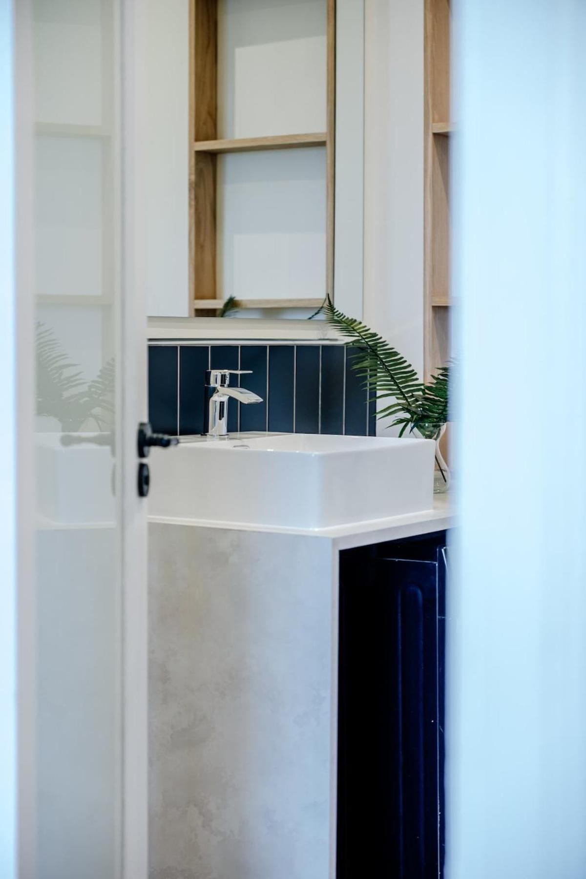 Bright & Elegant Portobello