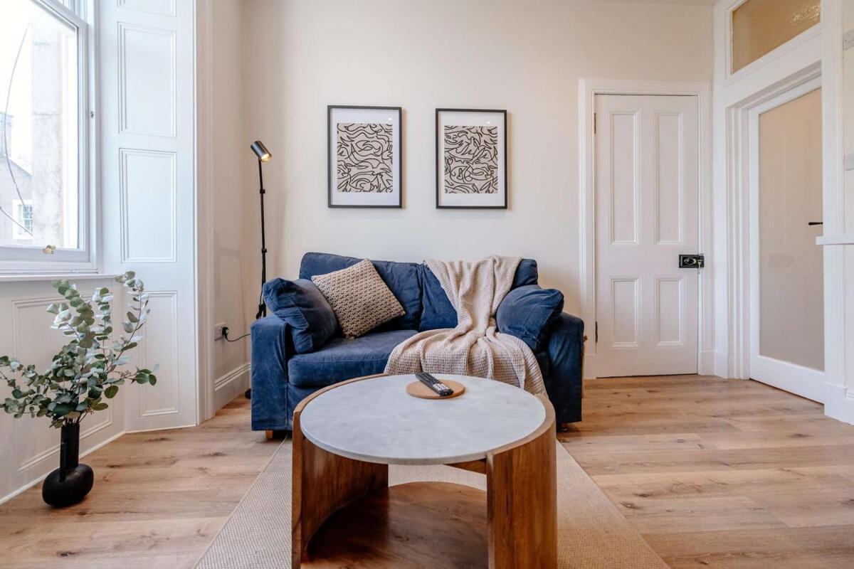 Apartment Bright & Elegant Portobello