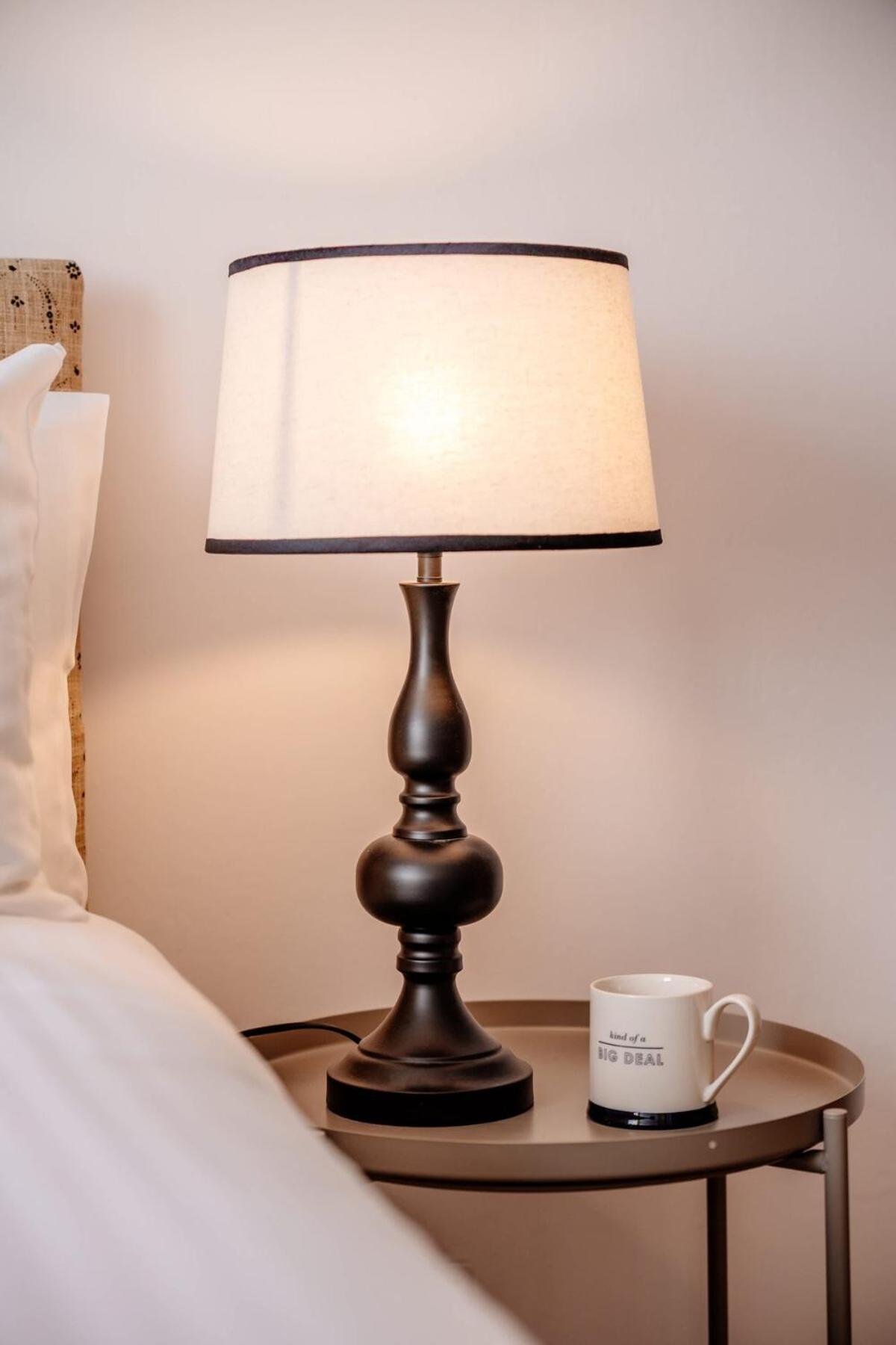 Bright & Elegant Portobello